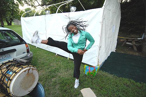 Vanessa Gibbs, Traditional Music Society, getting ready to rehearsal for friday tech at Dance in the Park 2008 sept 5